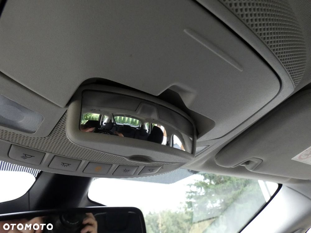 Ford S-Max 1.5 EcoBoost Titanium - 19