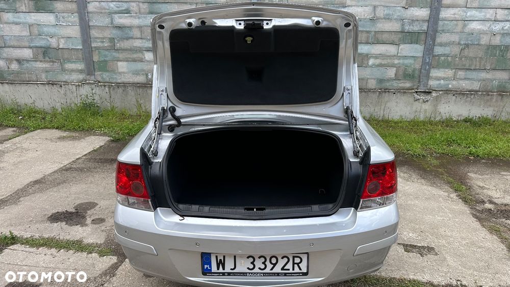Opel Astra 1.6 Edition - 33
