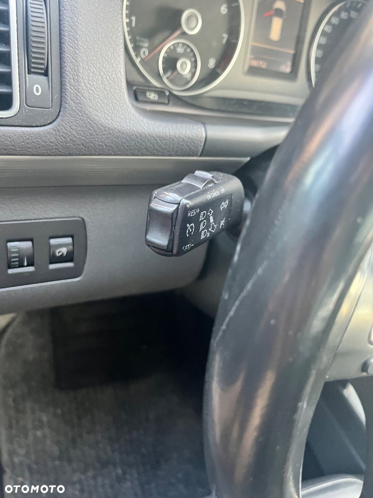 Volkswagen Touran 1.2 TSI BlueMotion Technology Highline - 29