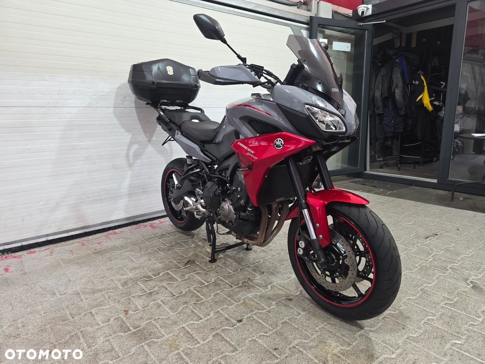 Yamaha MT - 8
