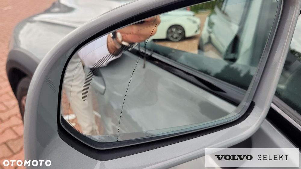 Volvo V60 Cross Country - 11