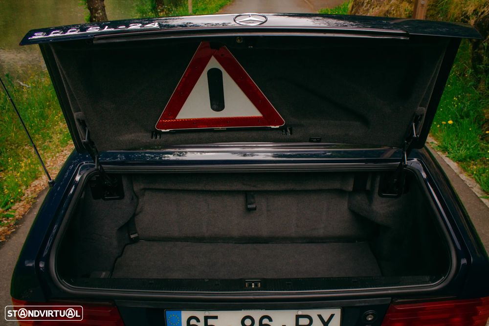 Mercedes-Benz SL 300 Standard - 21