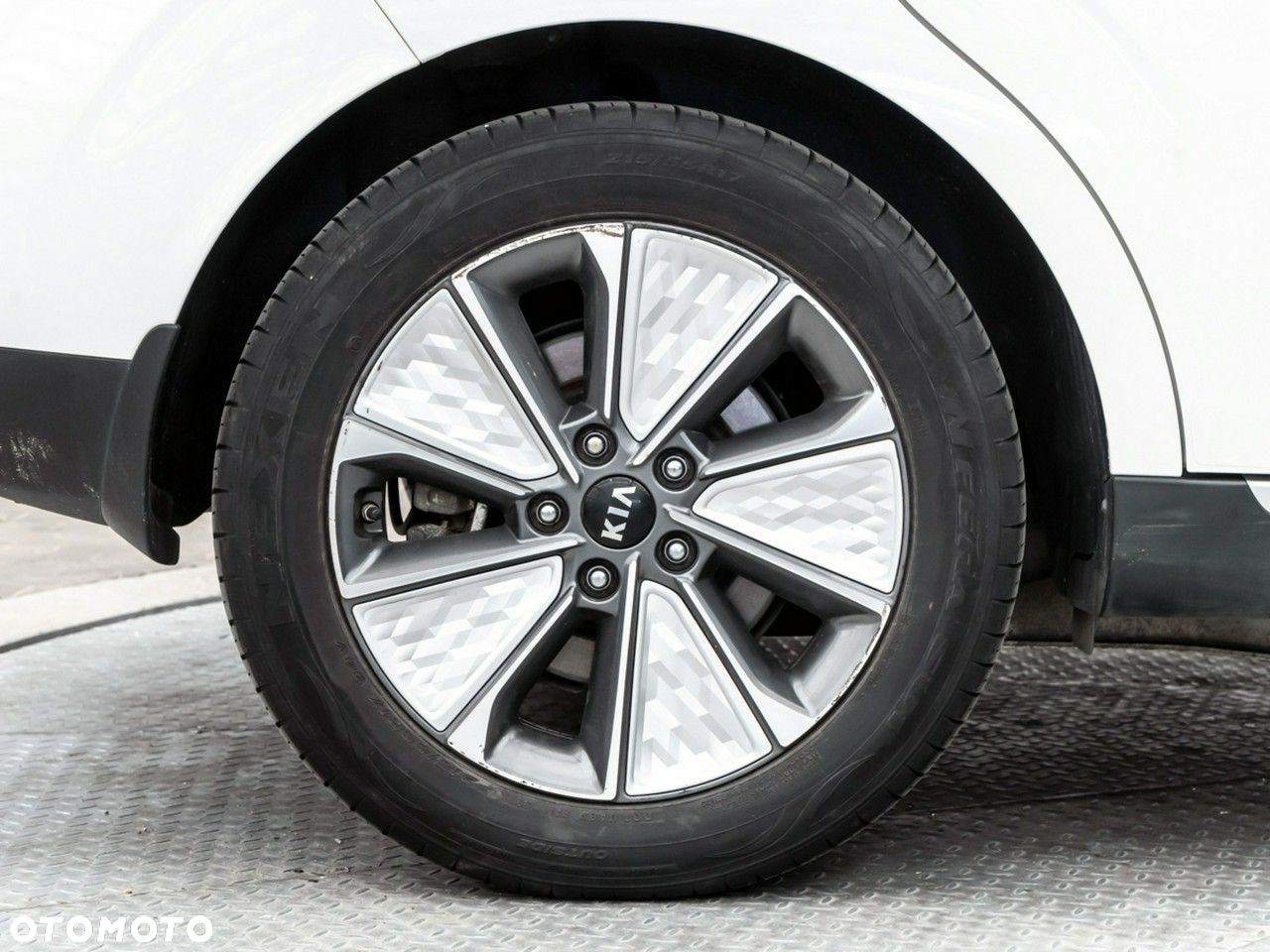 Kia Soul e-Soul 64kWh L - 16