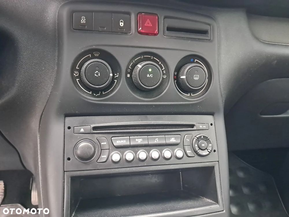 Citroën C3 Picasso 1.4i Attraction - 2
