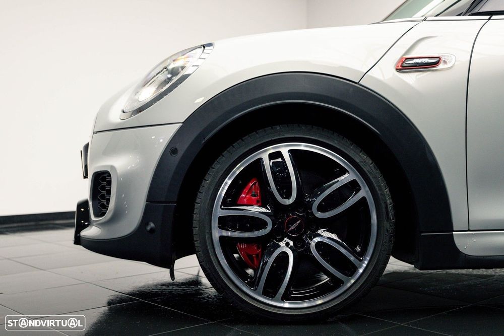 MINI 3 Portas John Cooper Works - 8