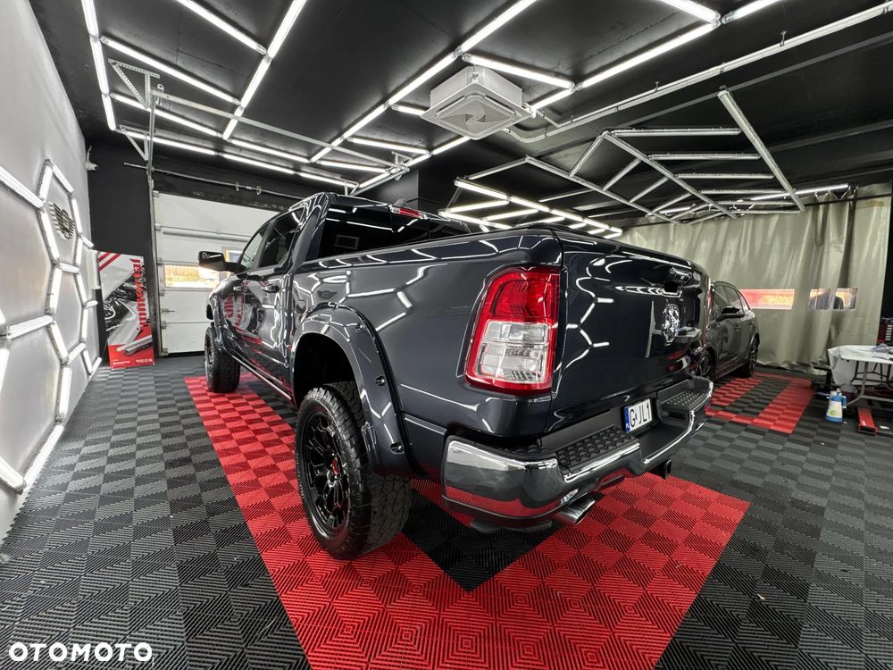 Dodge RAM 5.7 4x4 - 2