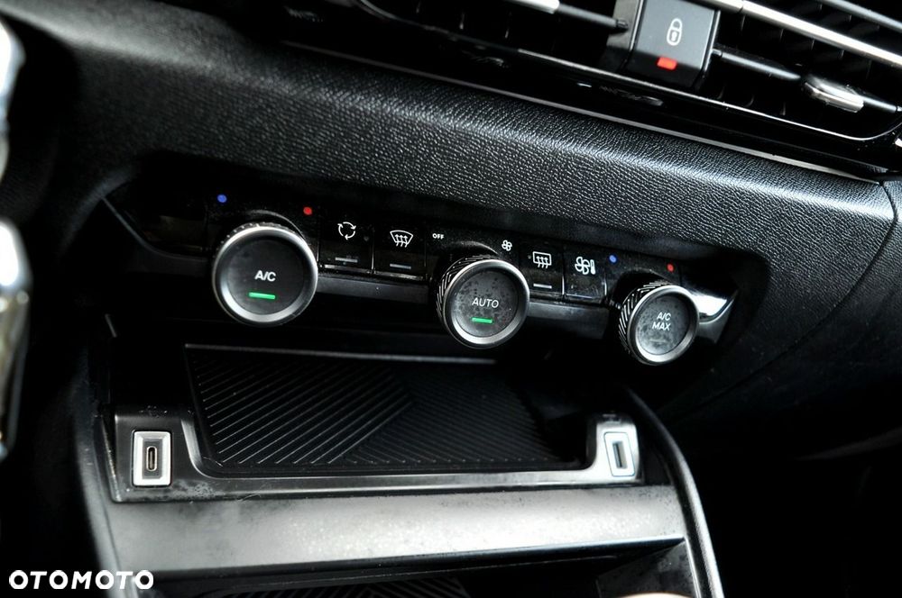 Citroën C4 1.5 BlueHDi Shine S&S - 21