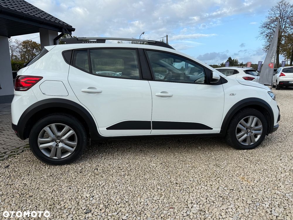 Dacia Sandero 1.0 TCe Essential - 11