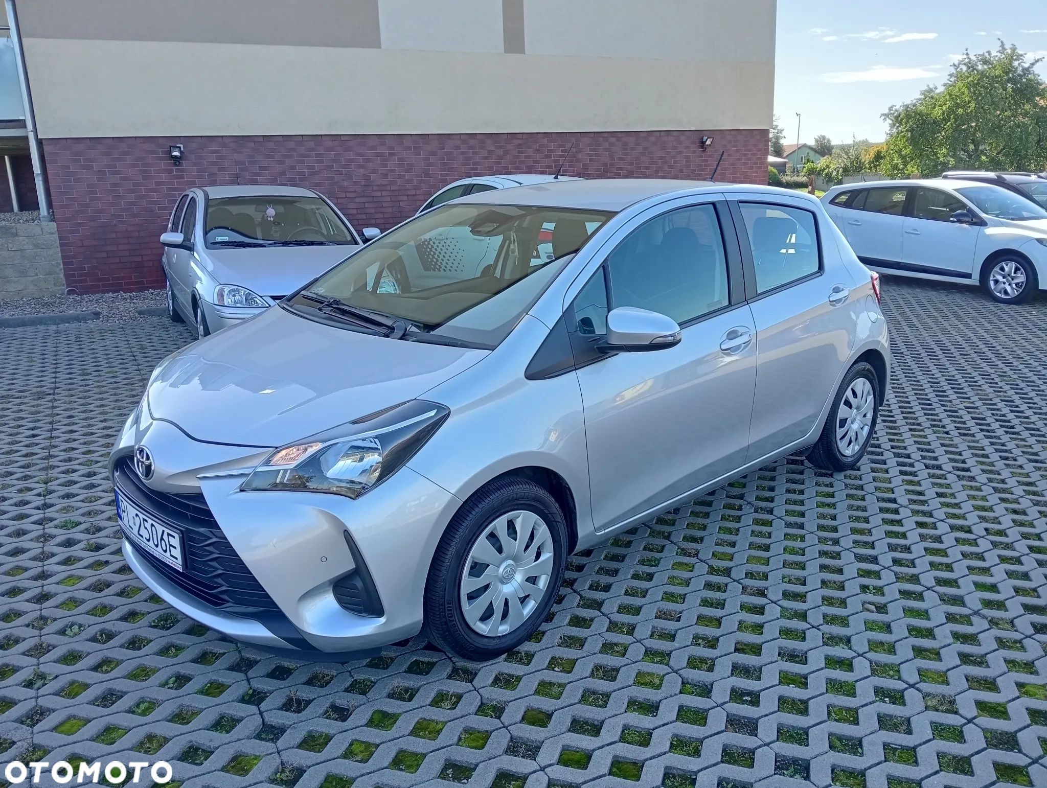 Toyota Yaris 1.0 Active - 1