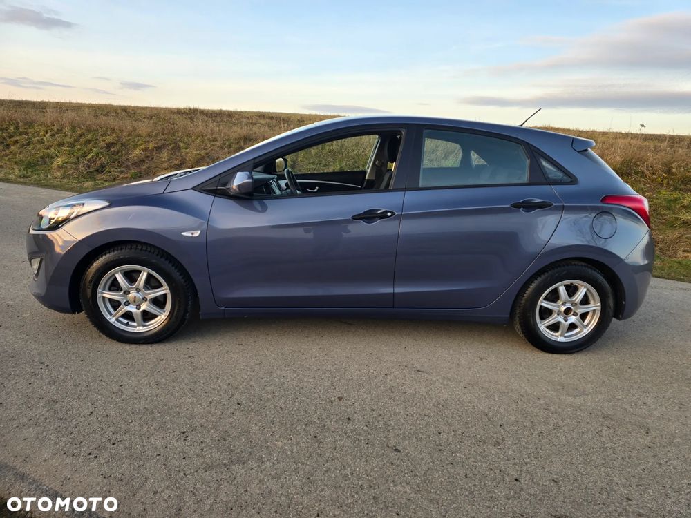 Hyundai i30 1.4 Comfort - 17