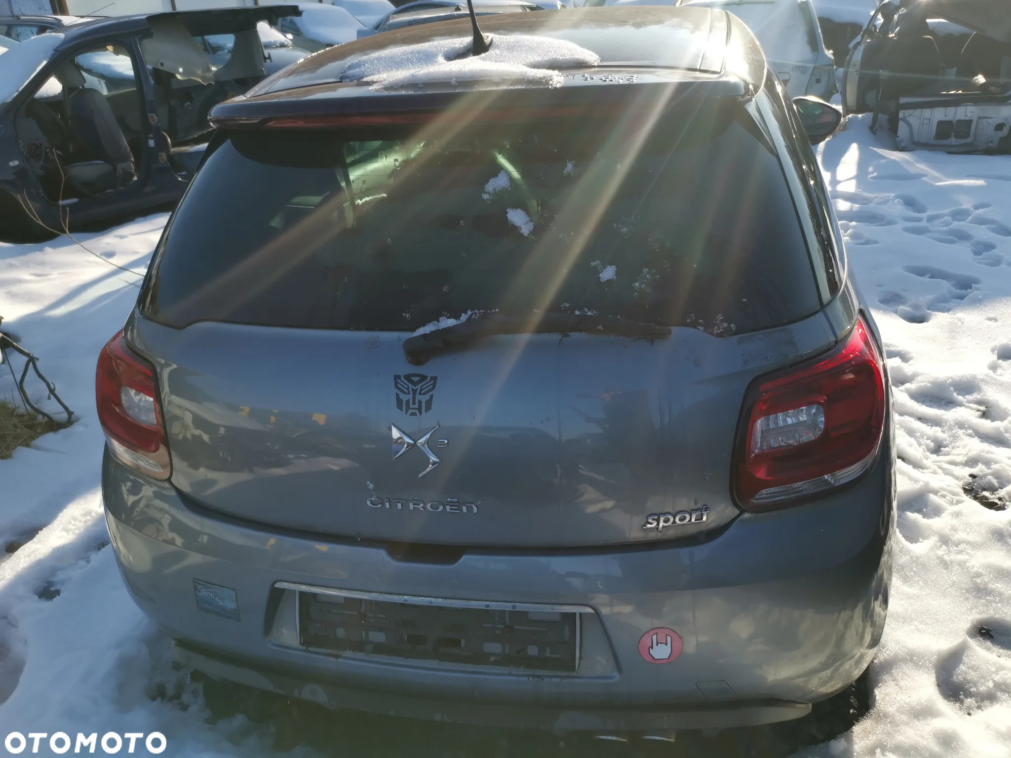 Części Citroen DS3 1.6 THP 5FR  115 KW Kolor KTH/KED - 8