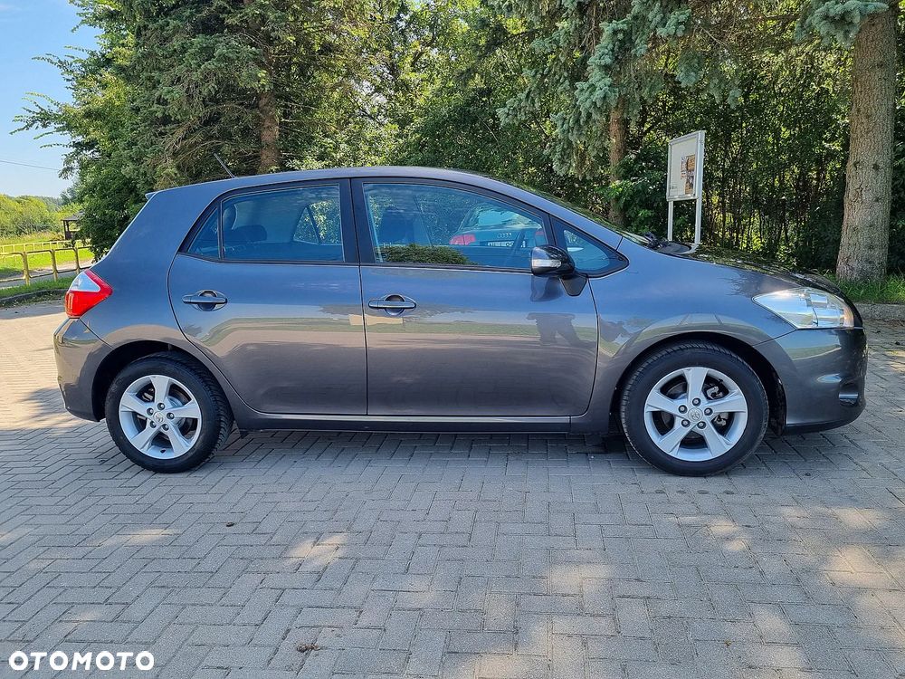 Toyota Auris 1.6 Executive - 7