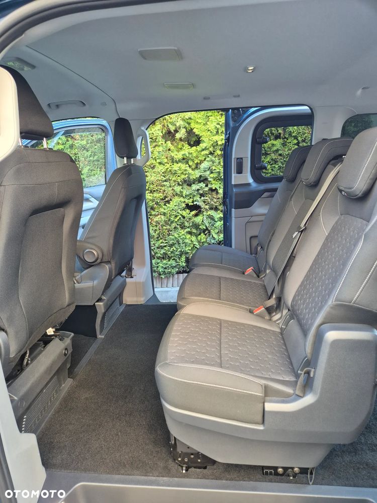 Ford Transit Custom - 11