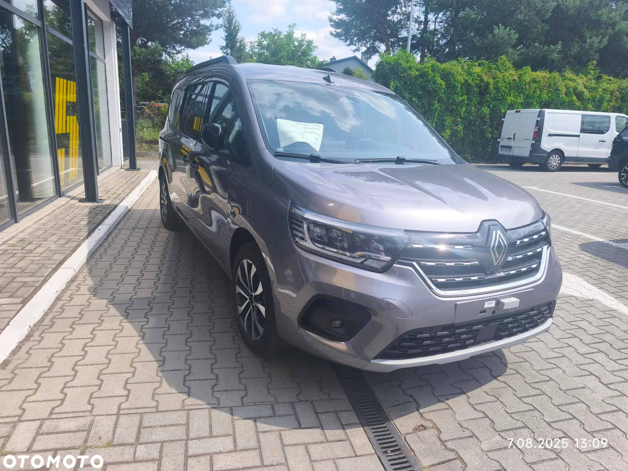 Renault Kangoo Grand 1.3 TCe Techno EDC - 8