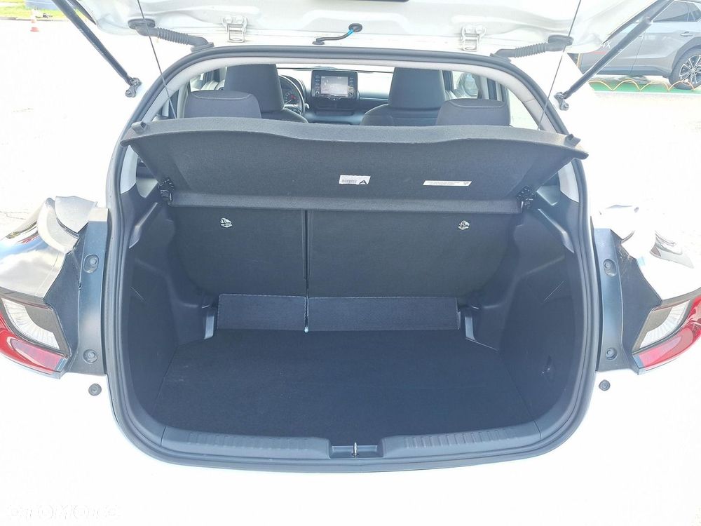Toyota Yaris Hybrid 1.5 Comfort - 13