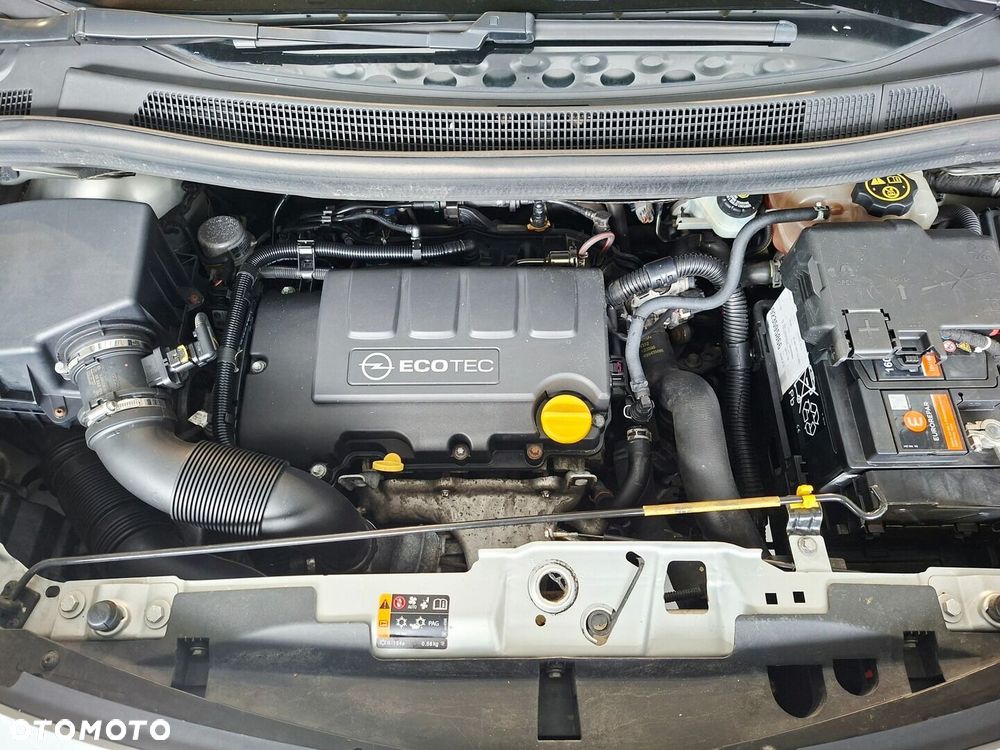 Opel Meriva 1.4 T Cosmo - 19