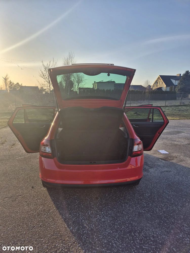 Skoda RAPID - 7