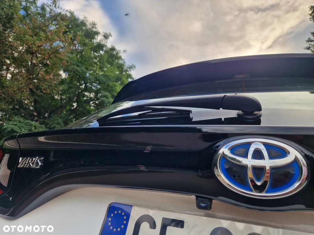 Toyota Yaris Hybrid 1.5 Comfort - 17
