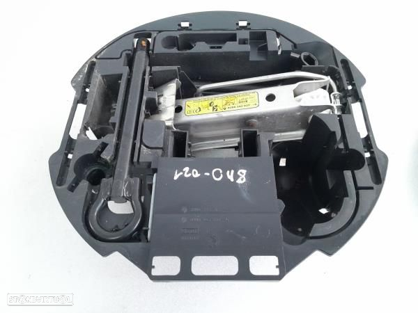 Kit Pneu Suplente / Macaco Renault Clio Iii (Br0/1, Cr0/1) - 3