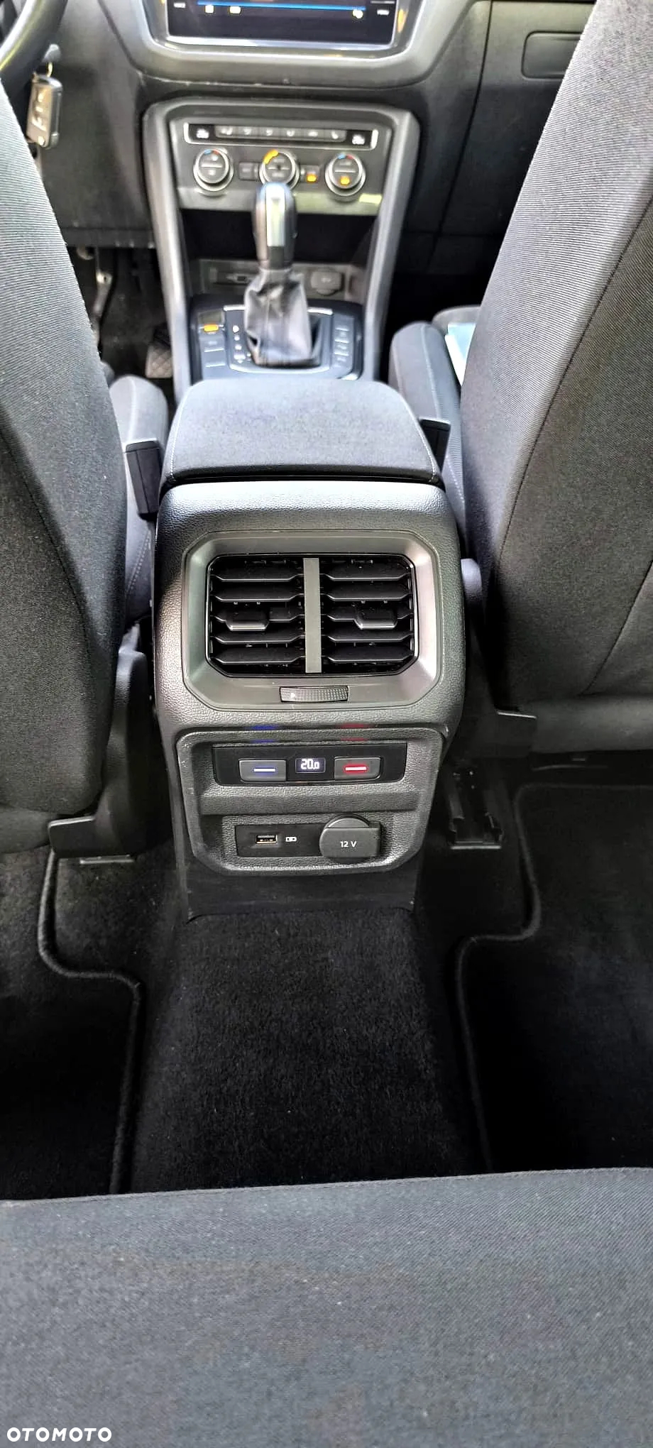 Volkswagen Tiguan 2.0 TDI DSG - 9