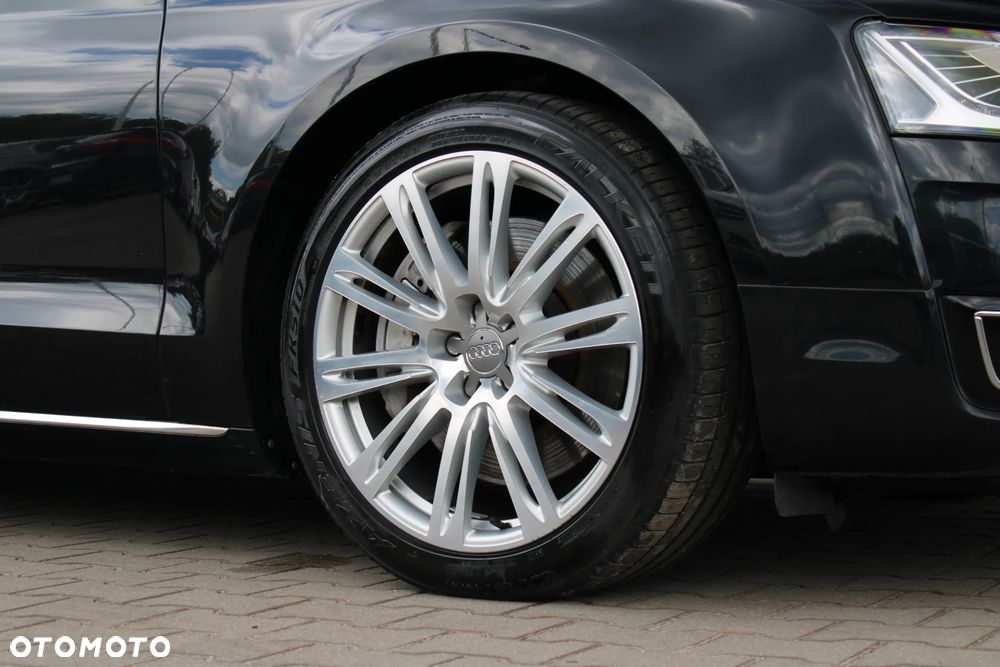 Audi A8 4.0 TFSI cylinder on demand quattro tiptronic - 13