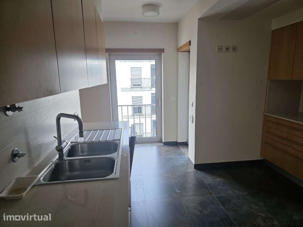 Apartamento T2 Leiria - Grande imagem: 4/11