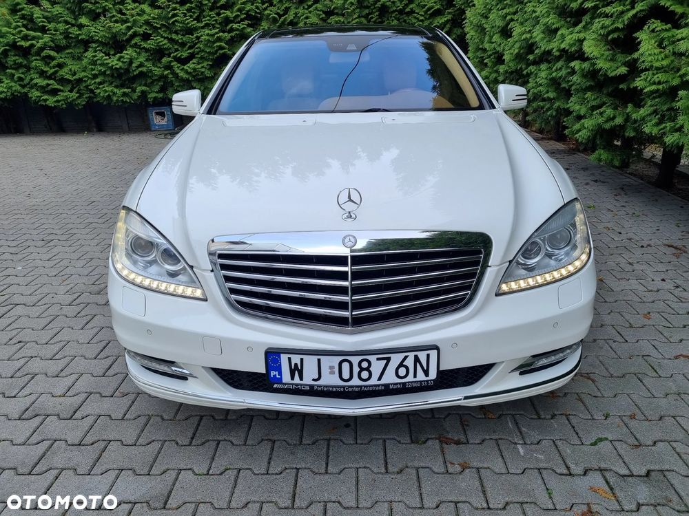 Mercedes-Benz S-Class 2011 photo 3