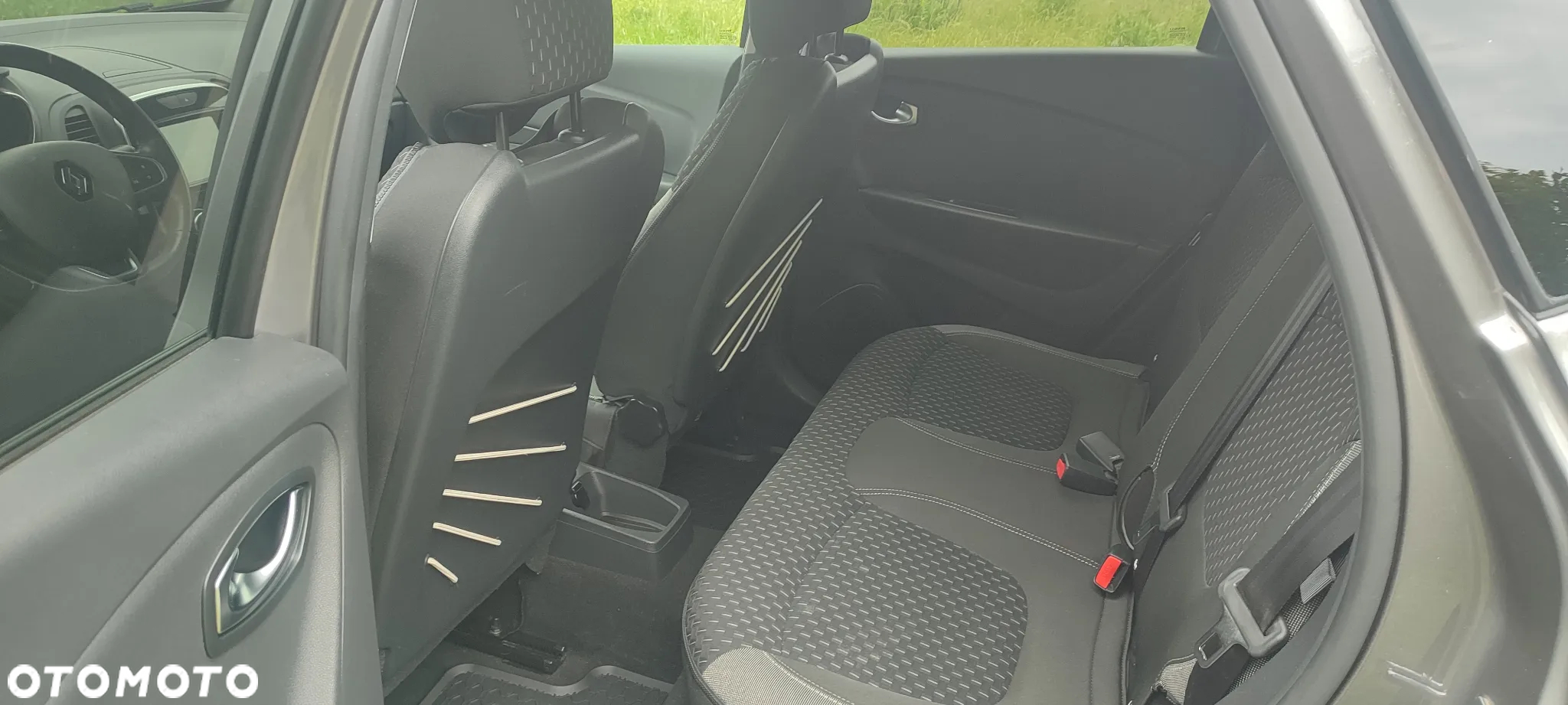 Renault Captur 1.2 Energy TCe Limited - 13