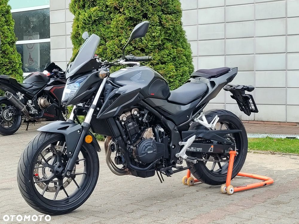 Honda CB - 2