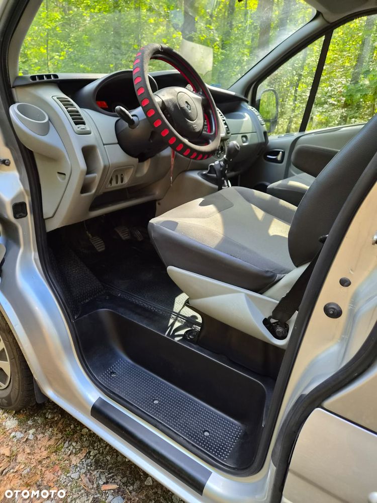Renault Trafic - 19