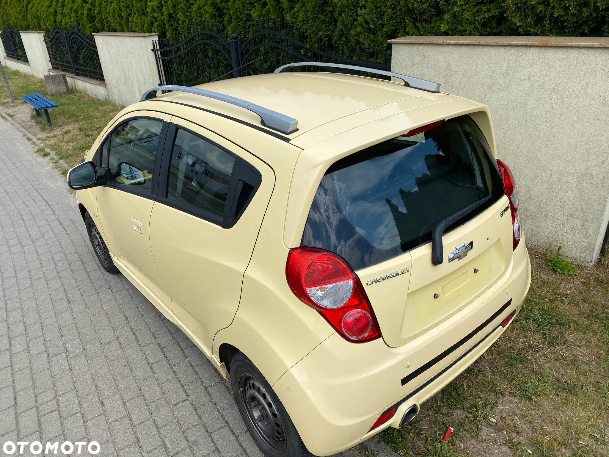Chevrolet Spark 1.0 Base+ - 4