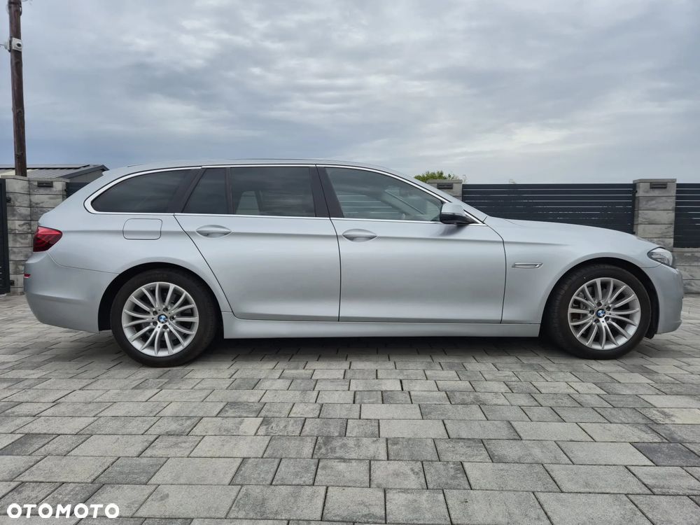 BMW Seria 5 525d xDrive Luxury Line - 15