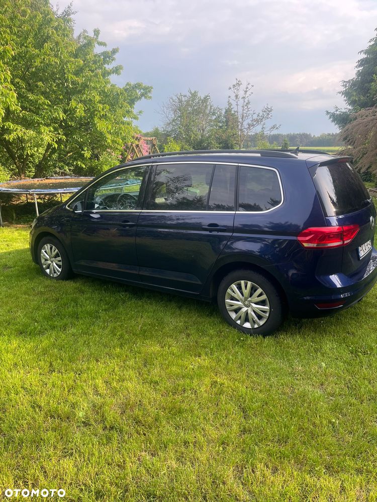 Volkswagen Touran - 5