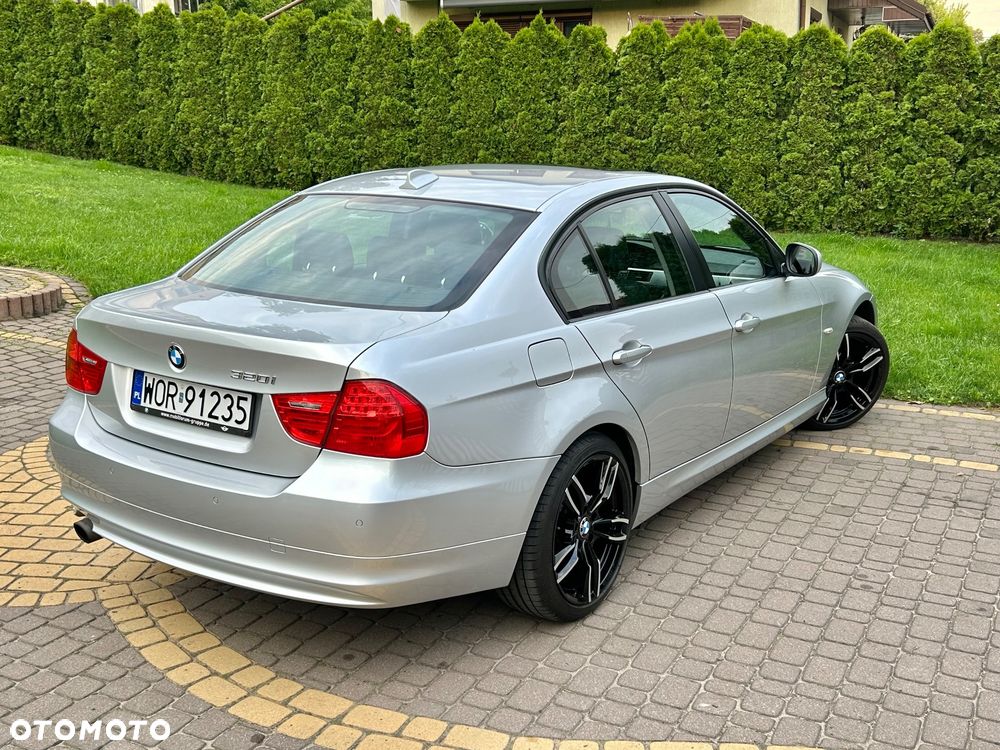 BMW Seria 3 - 24