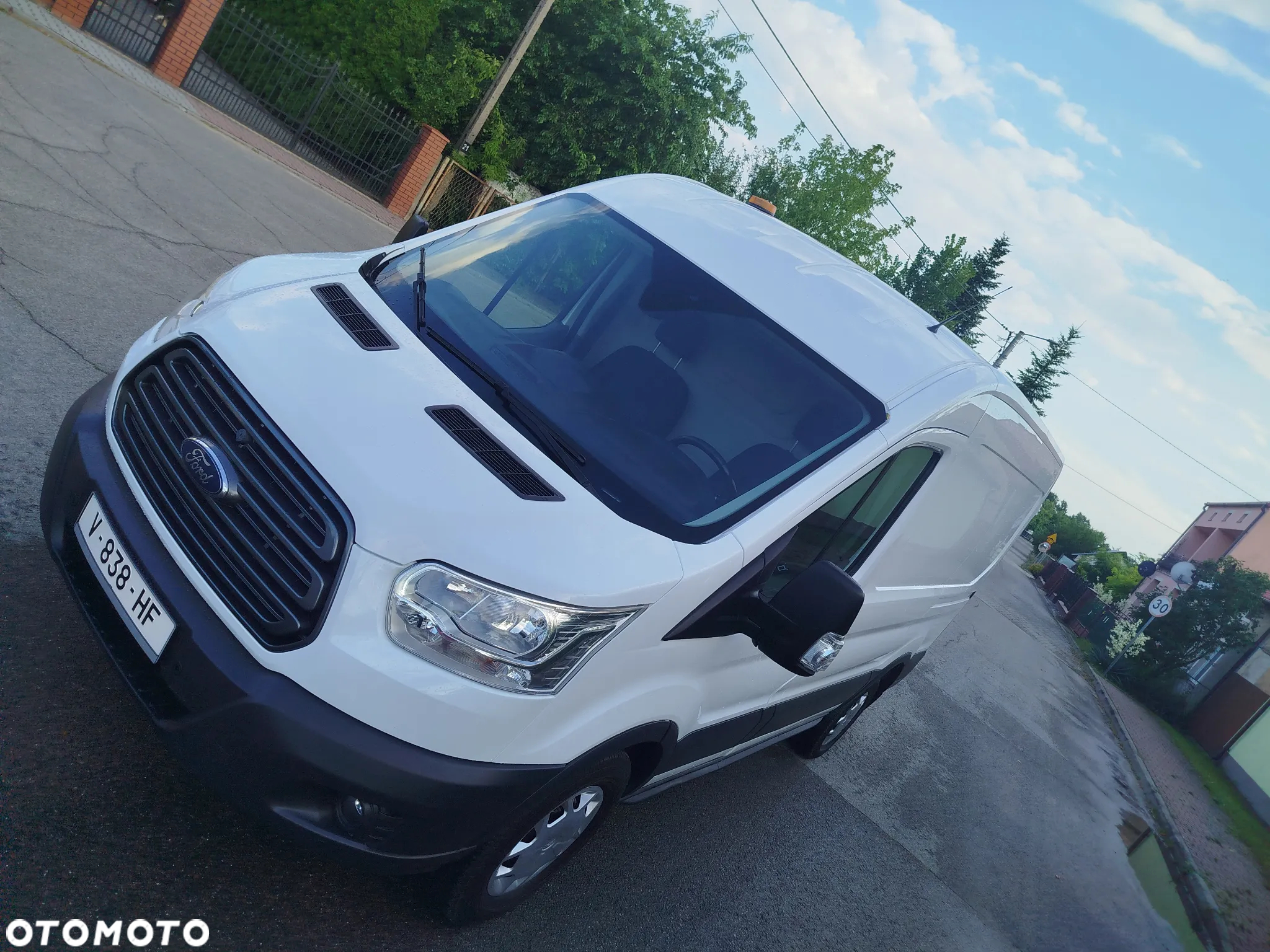 Ford Transit L2H2 ŚREDNIAK KLIMA 2.0TDCI - 33