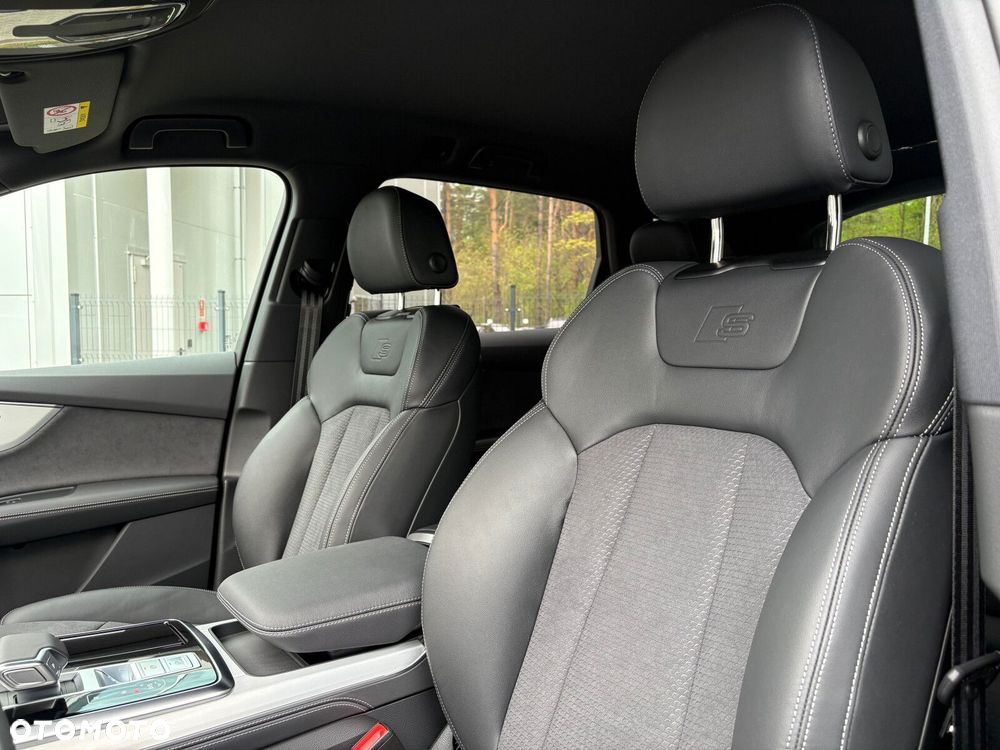 Audi Q7 - 17
