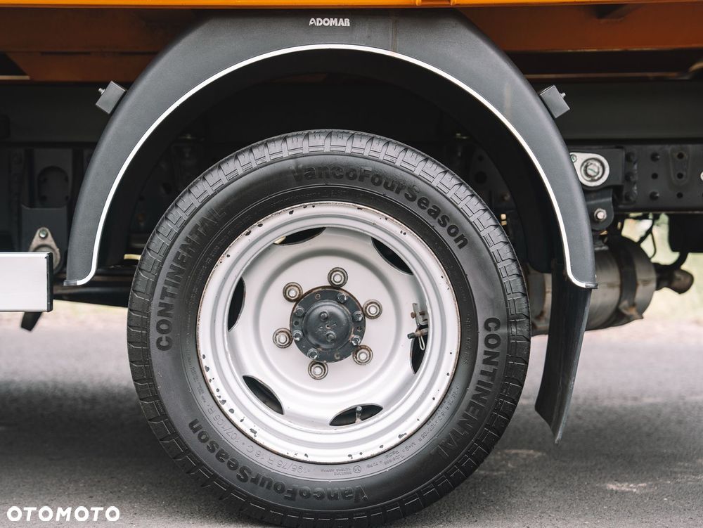 Mitsubishi Fuso Canter - 17
