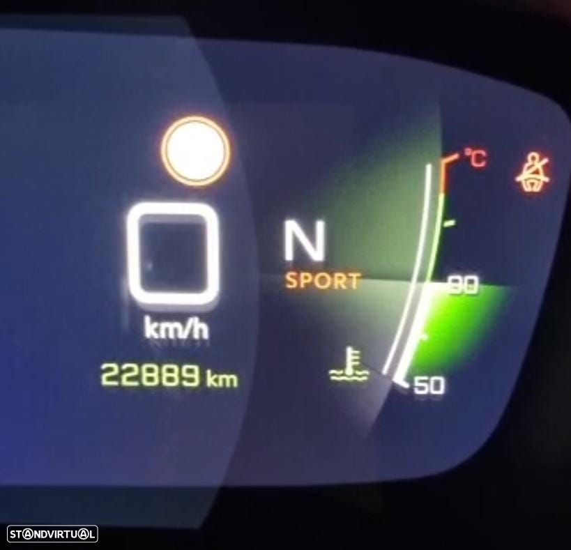 Peugeot 2008 1.2 PureTech GT Pack EAT8 - 4