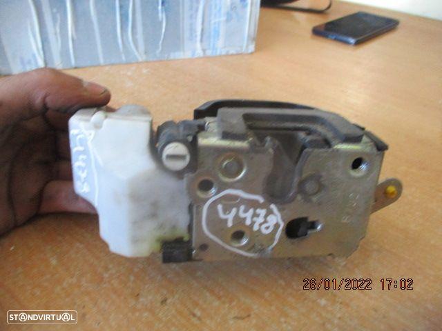Fecho FEC4478 ALFA ROMEO 147 2008 Td 4 PINOS - 4