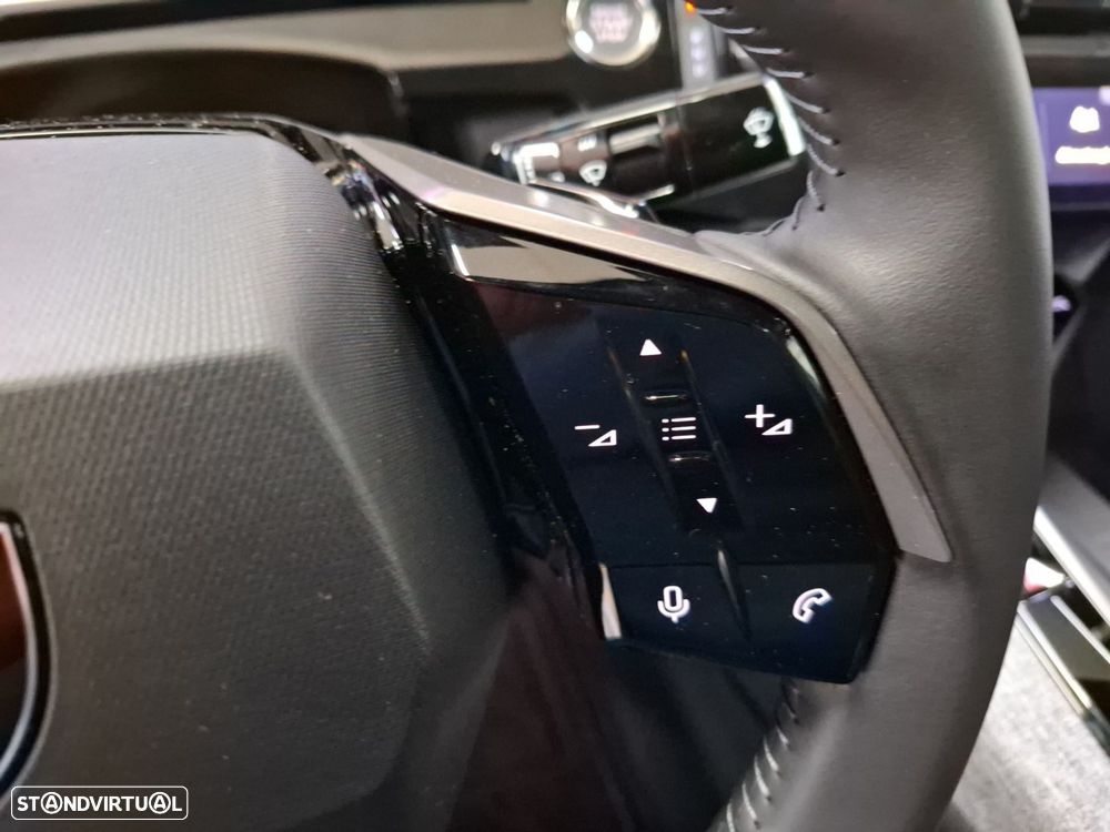 Peugeot E-3008 73 kWh Allure - 14