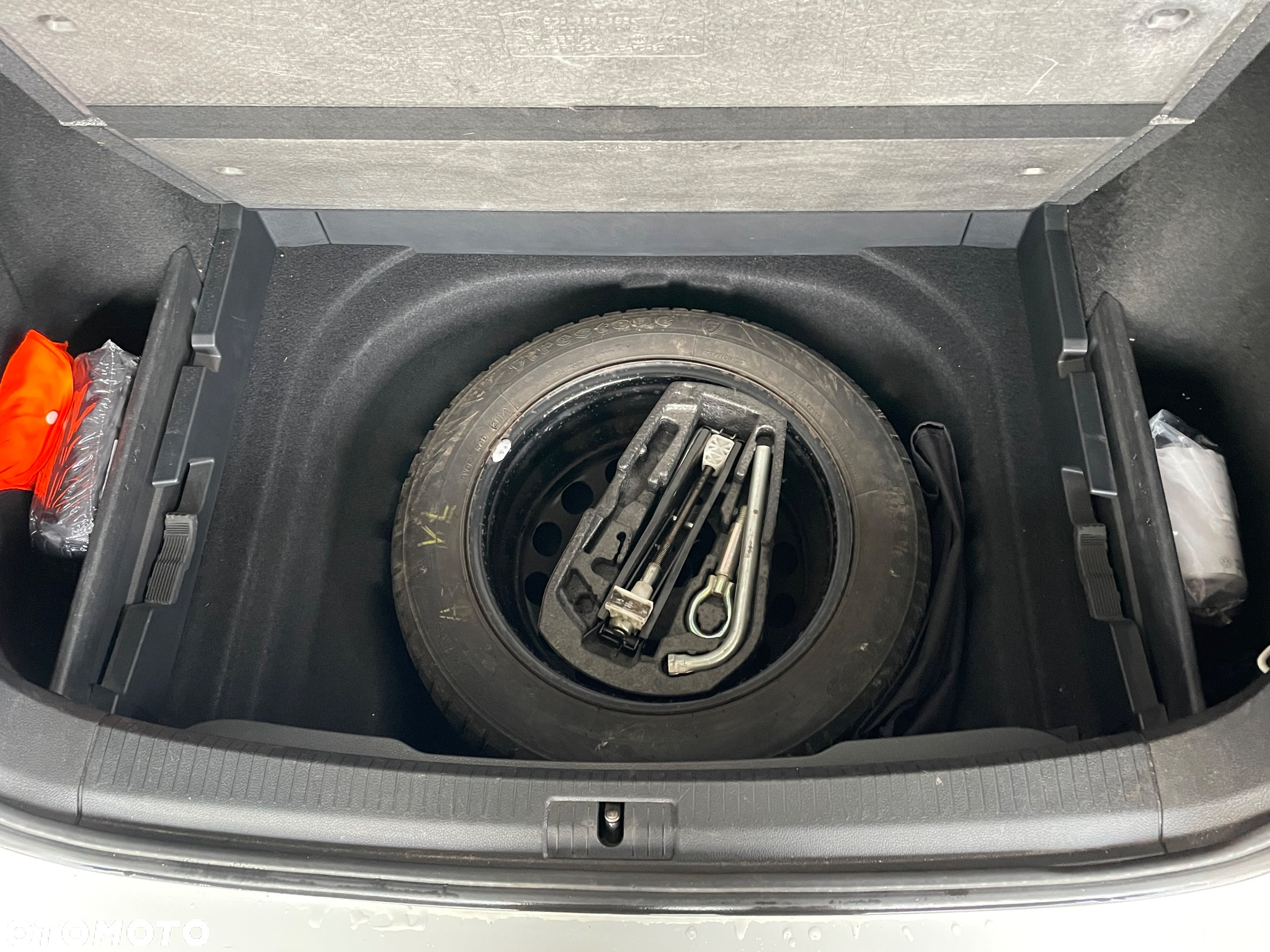 Volkswagen Golf - 19