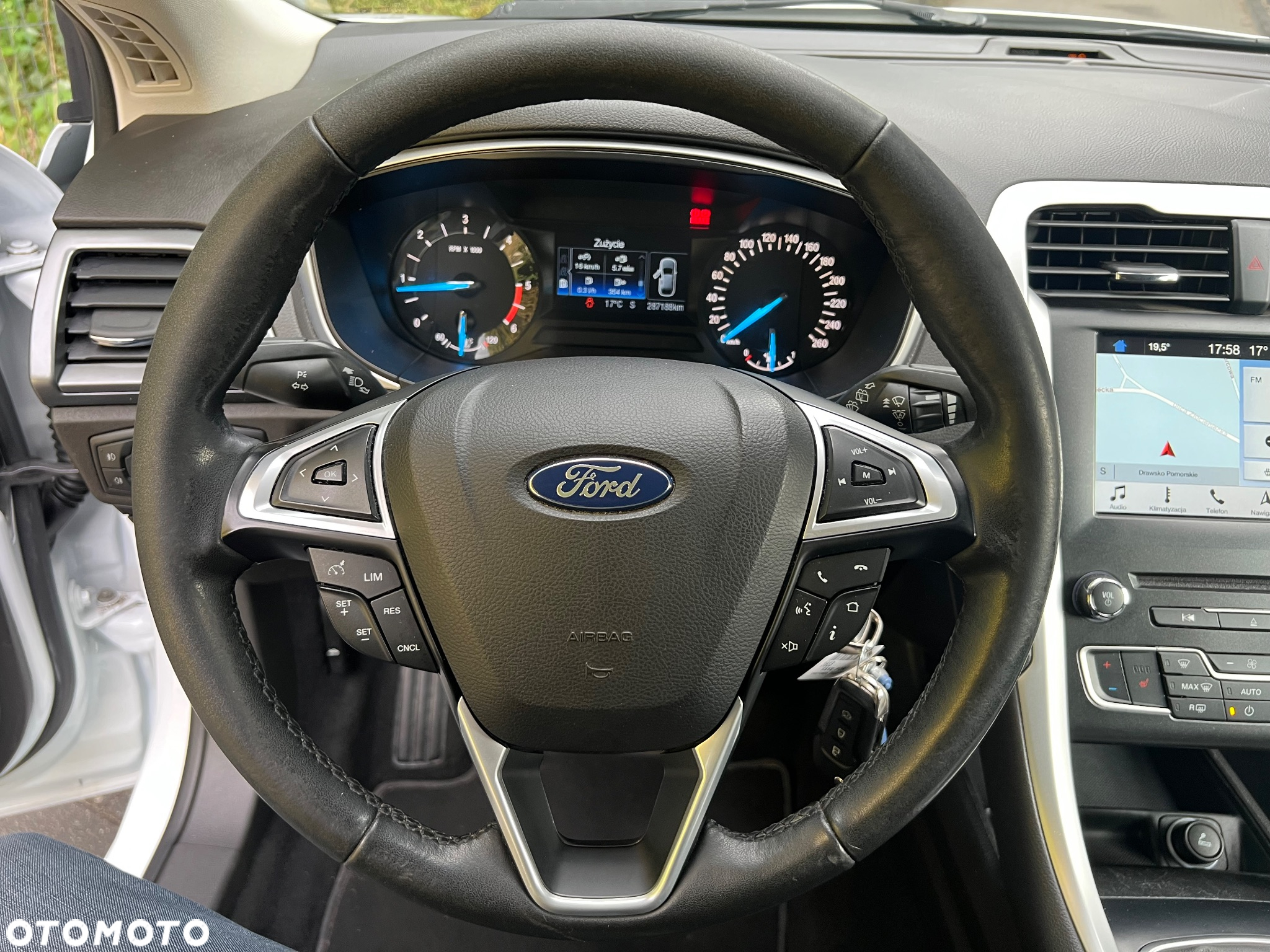 Ford Mondeo 2.0 TDCi Ambiente - 12