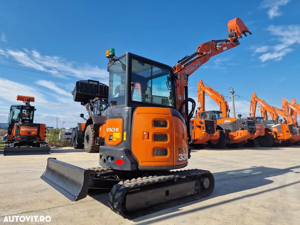 Hitachi ZX33U-6, Masa operationala 3,7t, 2023/10, 1.040h, CUPLA RAPIDA HIDRAULICA, cupa ingusta NOUA, cupa lata NOUA, capa taluz NOUA, inst picon, Aer cond, Antifurt, Lama nivelare, senile 80% ok, Ad sapare 3,5m, posibilitate leasing 4 ani-PROMOTIE 37.900EUR - 40