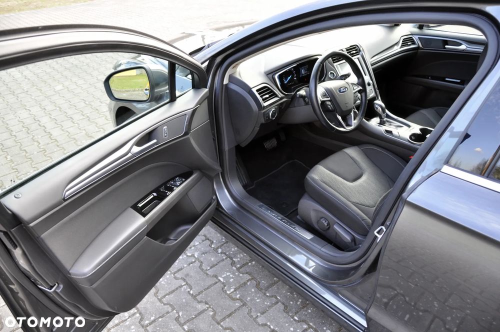 Ford Mondeo 2.0 CVT - 17