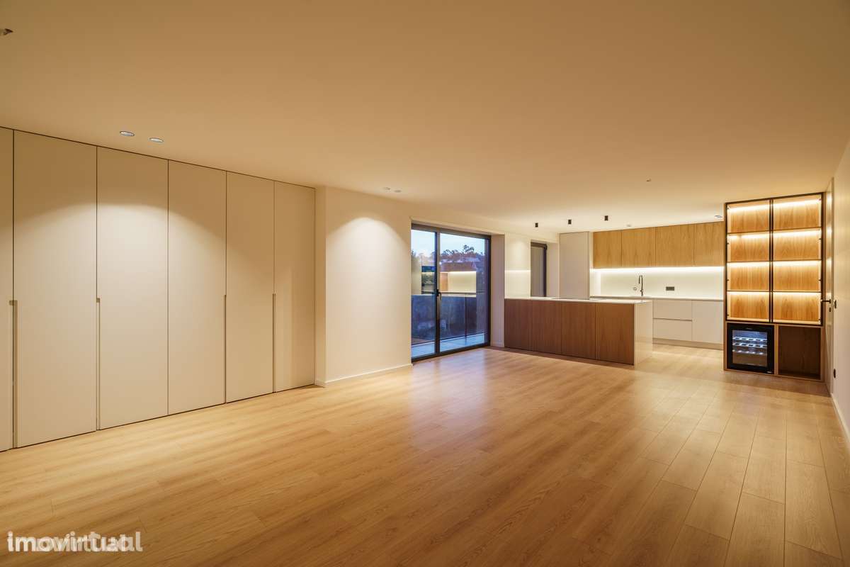 Apartamento T3 Novo com Vistas & Varanda - Grande imagem: 2/40
