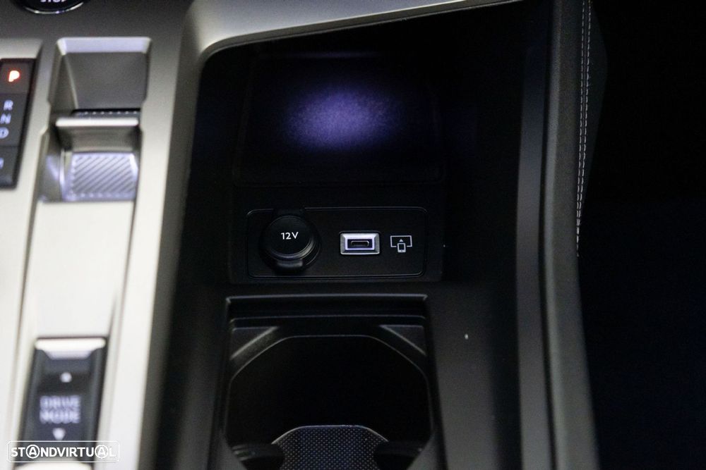 Peugeot 308 SW 1.2 PureTech Allure EAT8 - 26