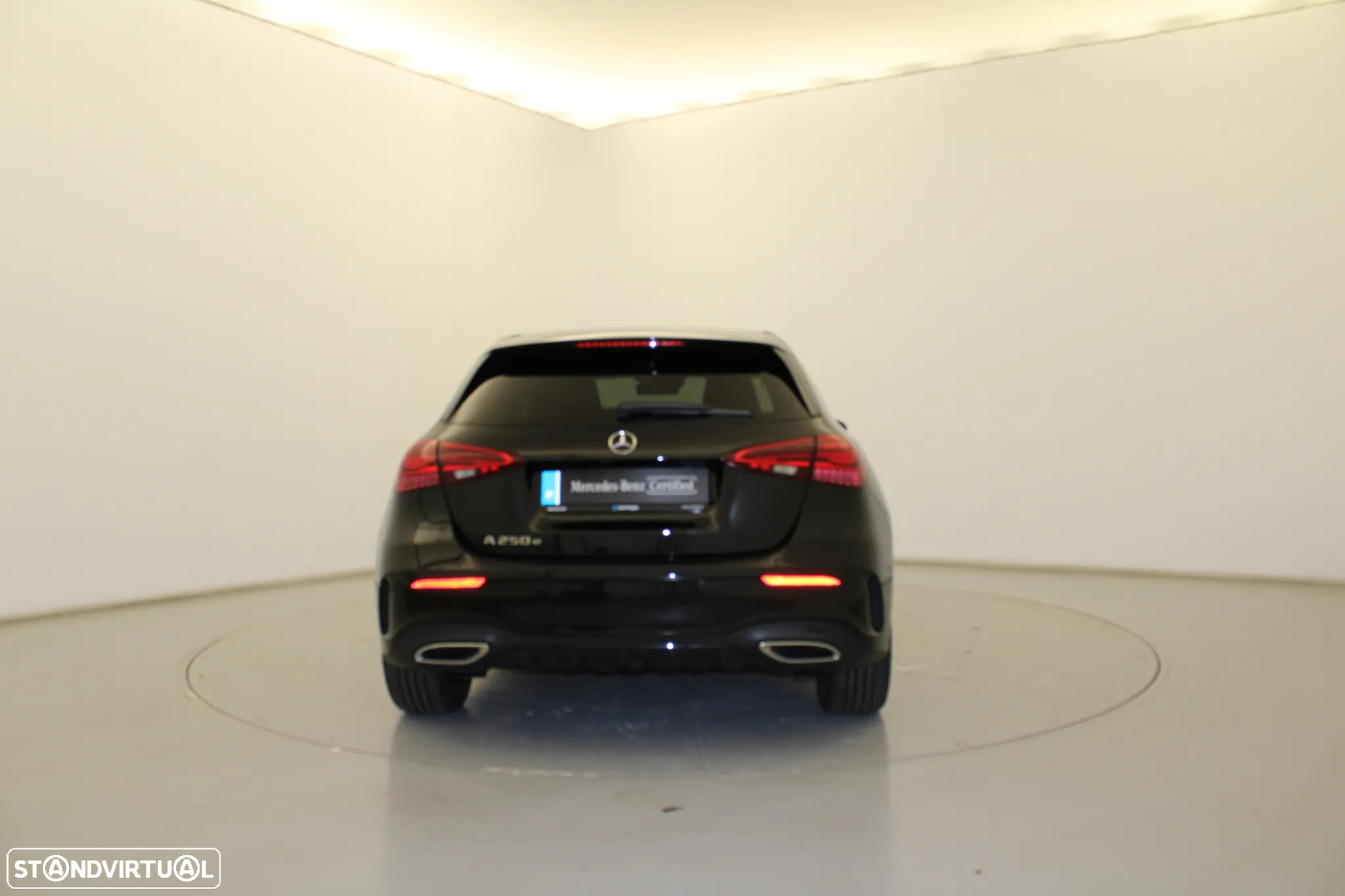 Mercedes-Benz A 250 e - 9