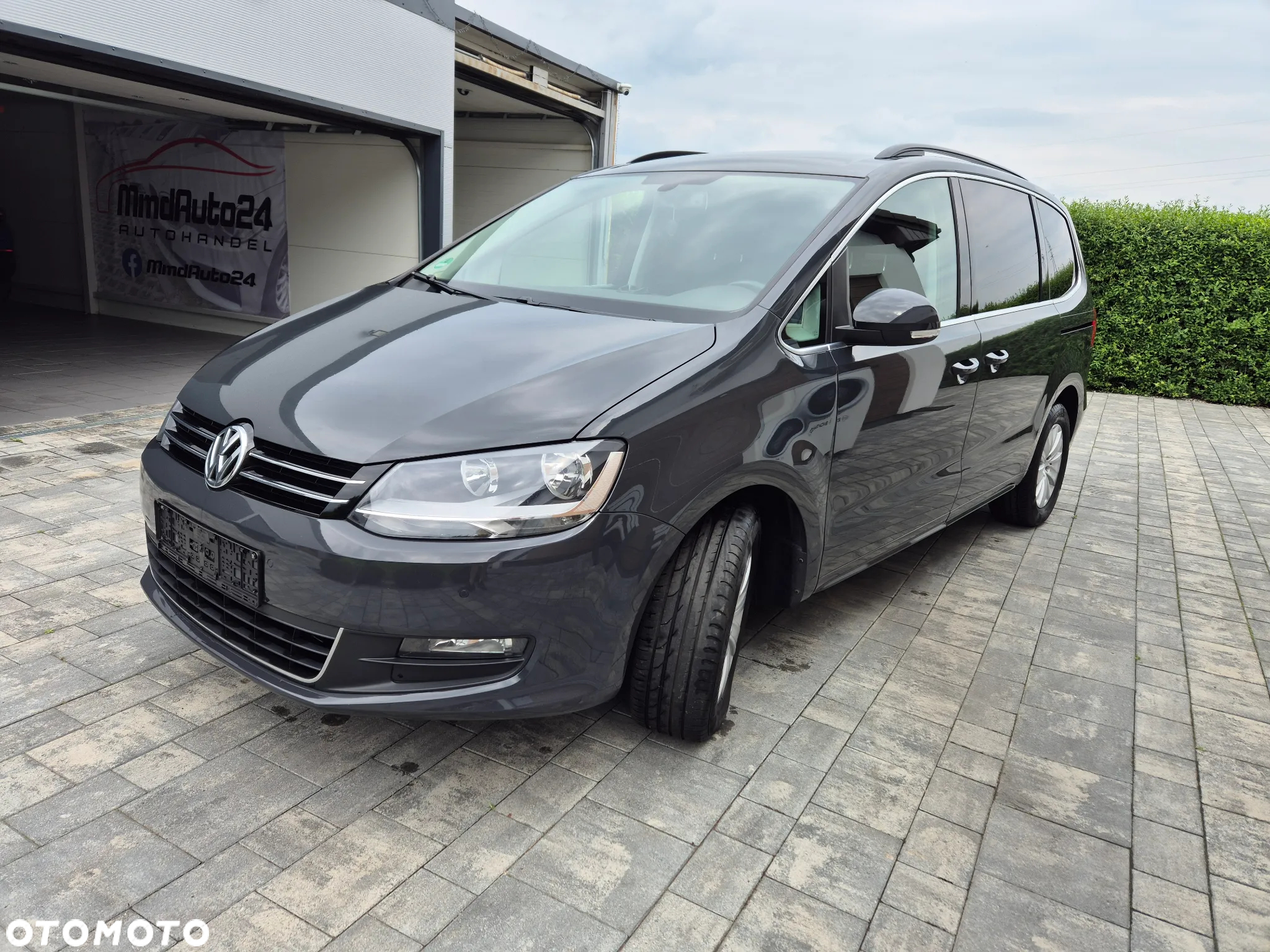 Volkswagen Sharan 2.0 TDI BlueMotion Technology Comfortline - 8