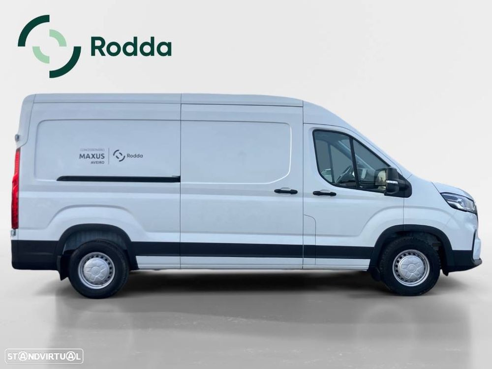 Maxus Deliver 9 - L3H2 - FWD MT Basic - 4