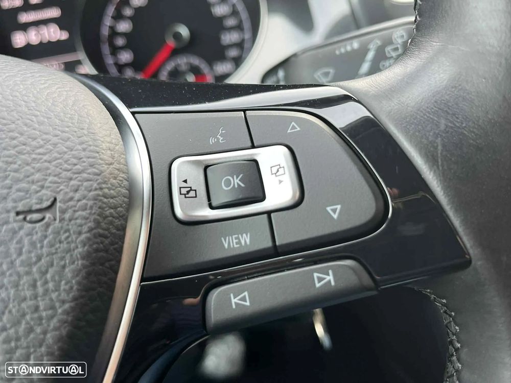 VW Golf 1.6 TDI Confortline - 22